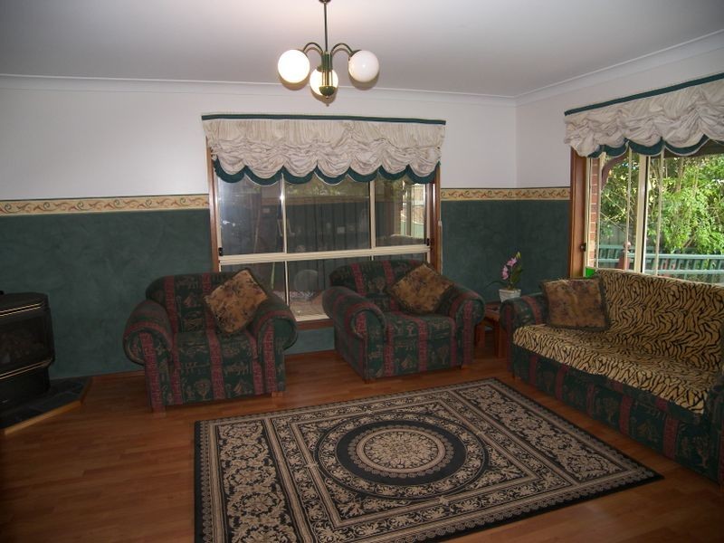 11 Nepean Place, Albion Park NSW 2527