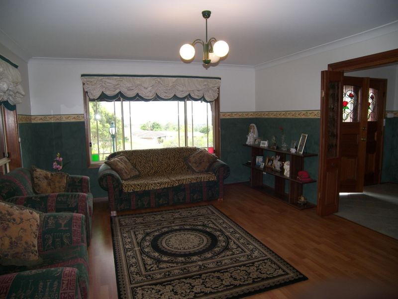 11 Nepean Place, Albion Park NSW 2527