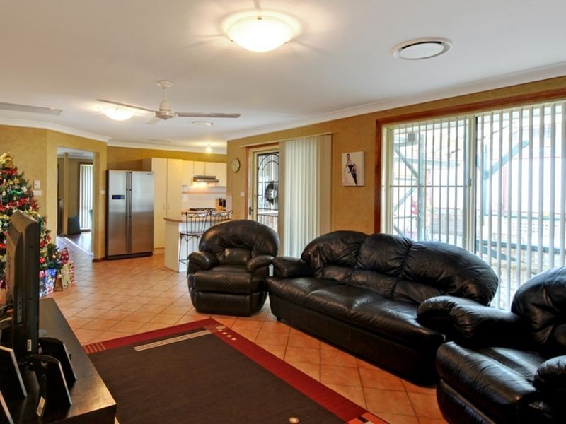 41 Cygnet Ave, Blackbutt NSW 2529