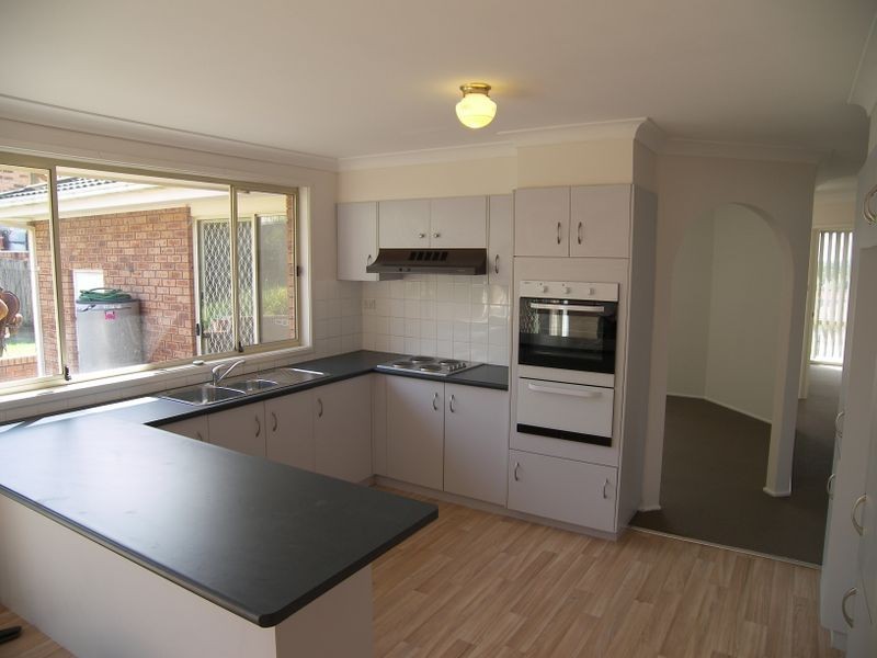 3 Murray Close, Albion Park NSW 2527