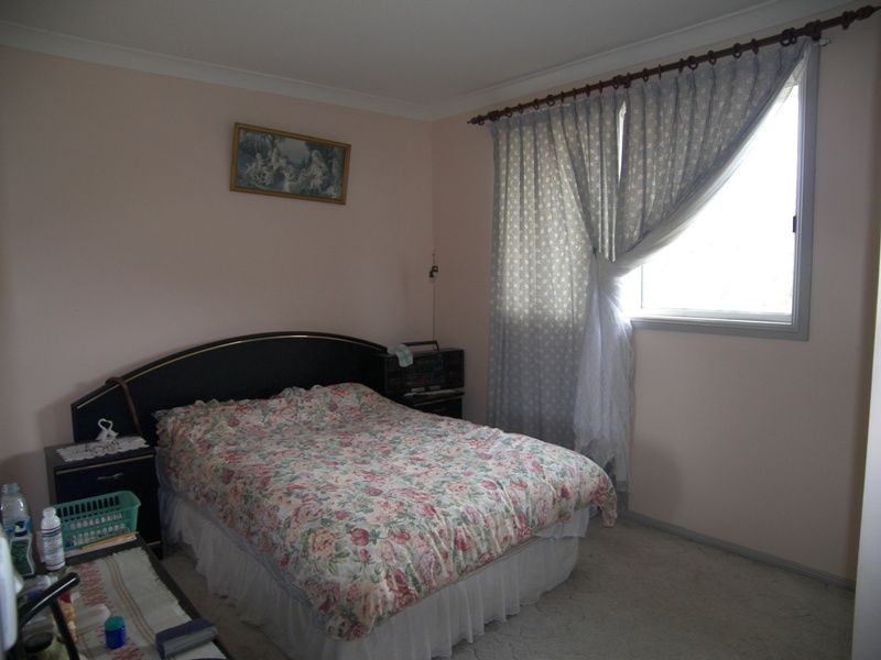 75 Hillside Drive, Albion Park NSW 2527