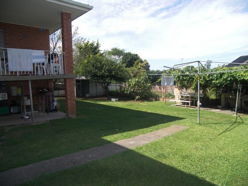 75 Hillside Drive, Albion Park NSW 2527