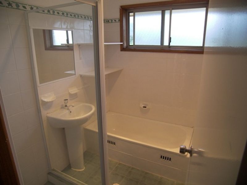 10 Noble Road, Albion Park NSW 2527