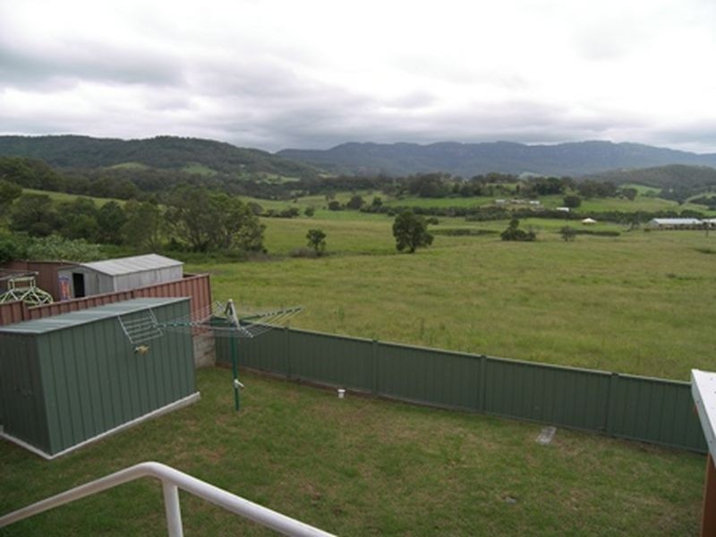 10 Noble Road, Albion Park NSW 2527