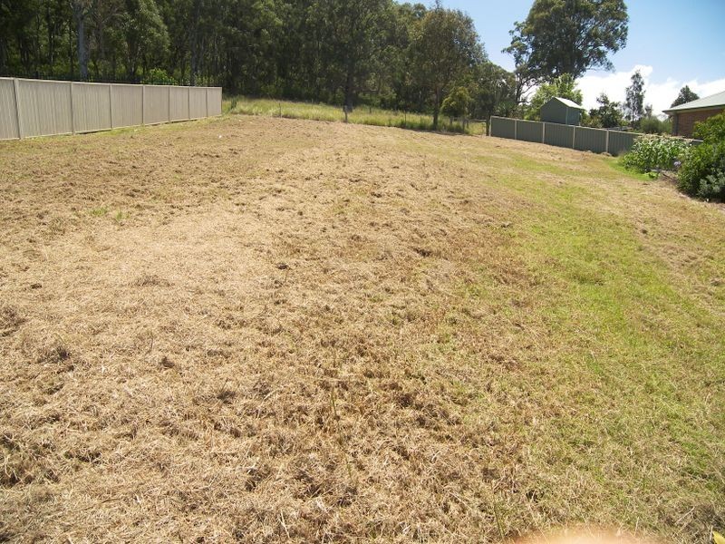 18 Campaspe Circuit, Albion Park NSW 2527