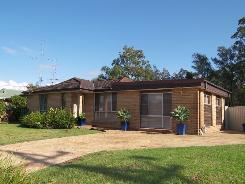 74 Brigadoon Circuit, Oak Flats NSW 2529