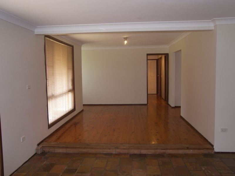 74 Brigadoon Circuit, Oak Flats NSW 2529