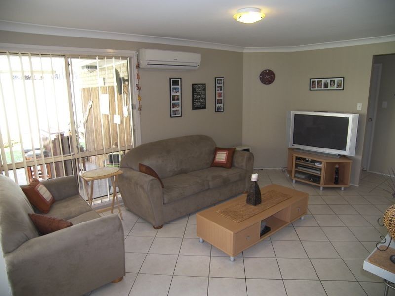 11 Ellenbrook Way, Albion Park NSW 2527