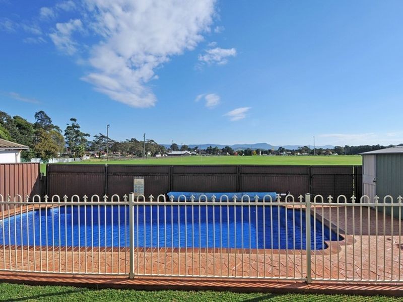 11 Elm Street, Albion Park Rail NSW 2527