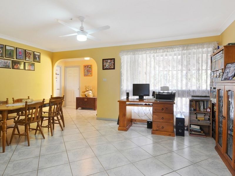 11 Elm Street, Albion Park Rail NSW 2527