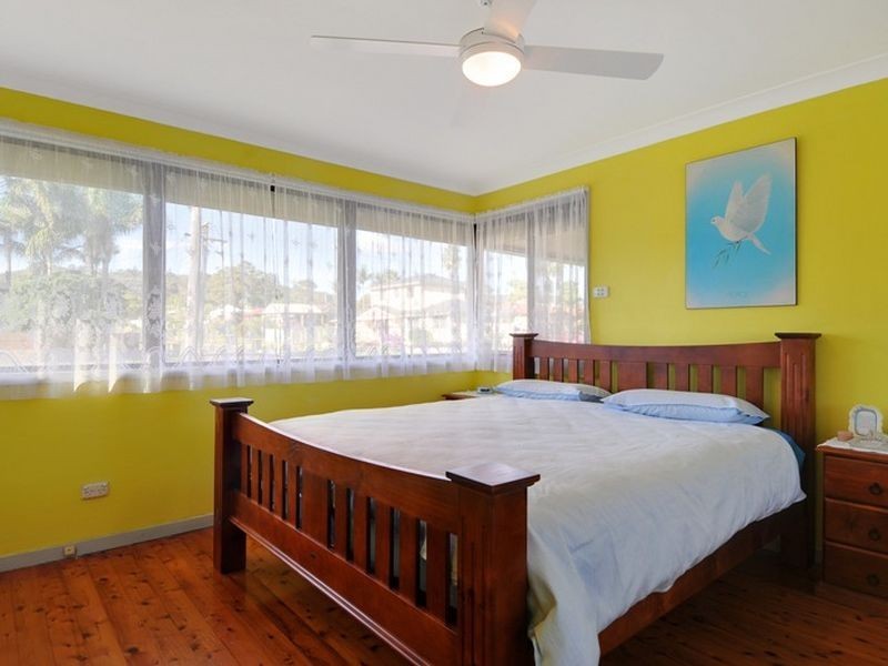 11 Elm Street, Albion Park Rail NSW 2527