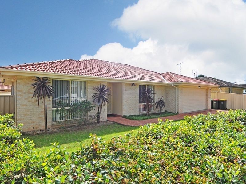 6 Lyne Street, Oak Flats NSW 2529