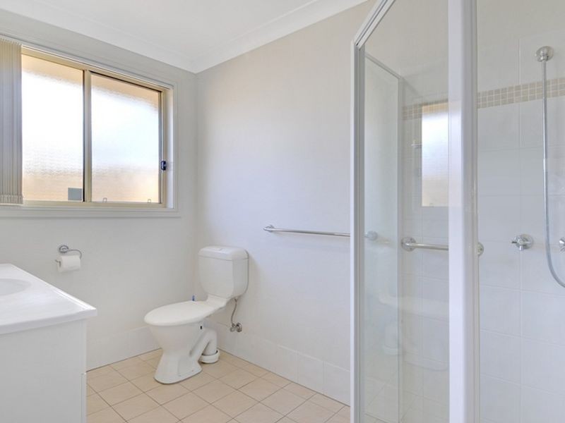 6 Lyne Street, Oak Flats NSW 2529