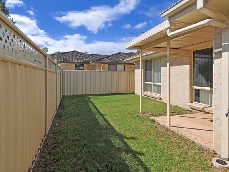 6 Lyne Street, Oak Flats NSW 2529