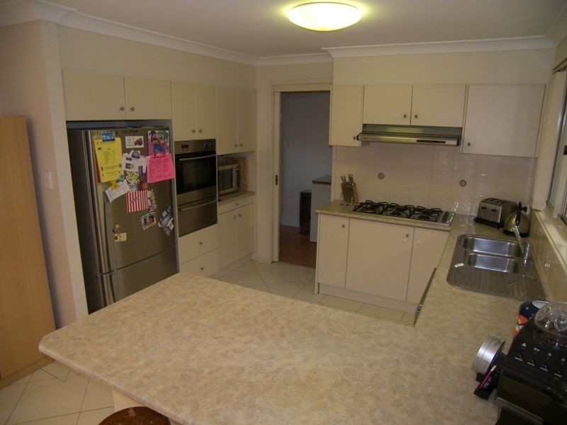 9 Kalgan Way, Albion Park NSW 2527