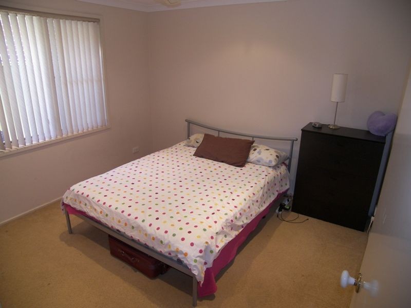 9 Kalgan Way, Albion Park NSW 2527