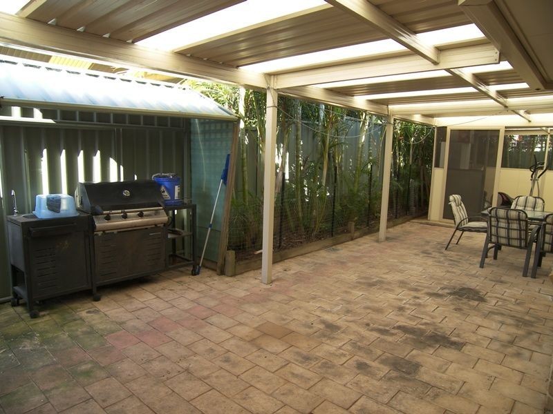 9 Kalgan Way, Albion Park NSW 2527