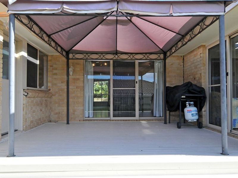 53 Esperance Drive, Albion Park NSW 2527
