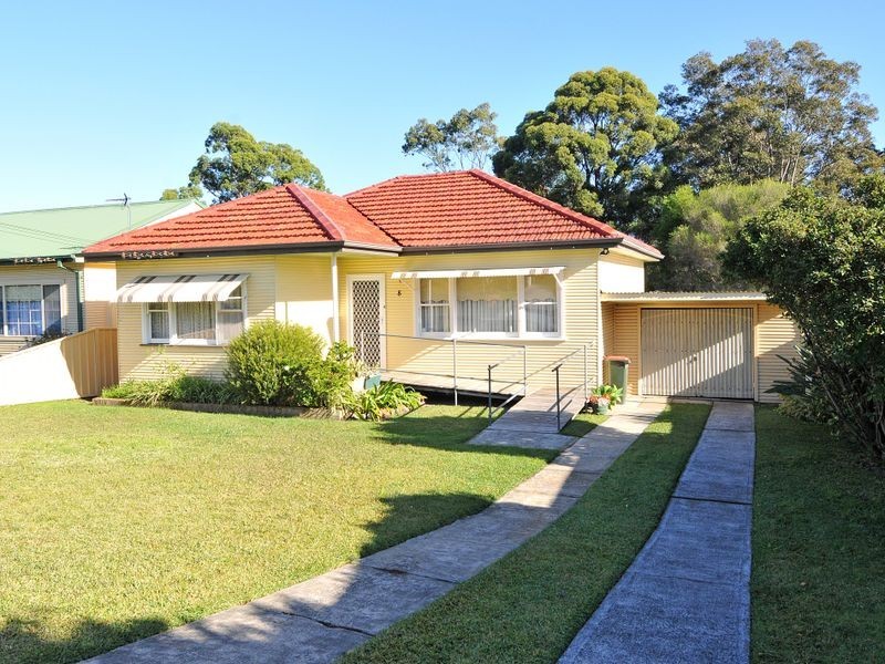 8 Yorkshire Road, Dapto NSW 2530