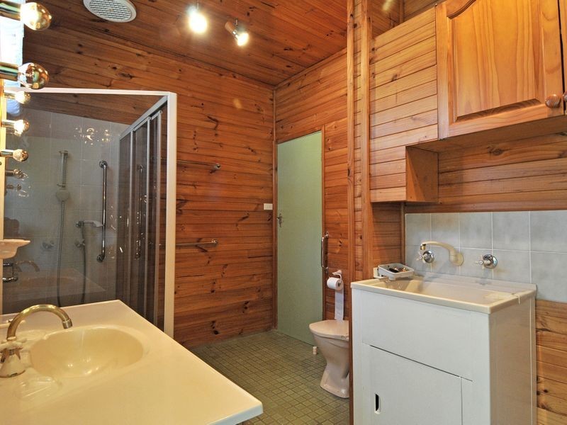 8 Yorkshire Road, Dapto NSW 2530