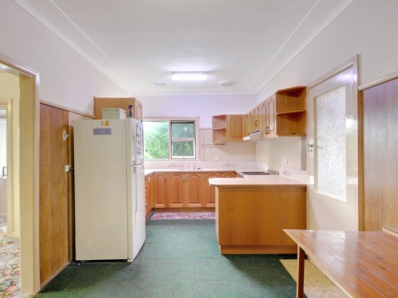 18 Boonerah Street, Albion Park Rail NSW 2527