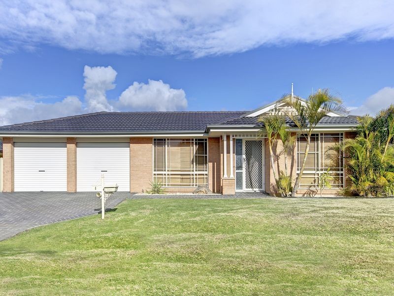 8 Stubbs Road, Albion Park NSW 2527