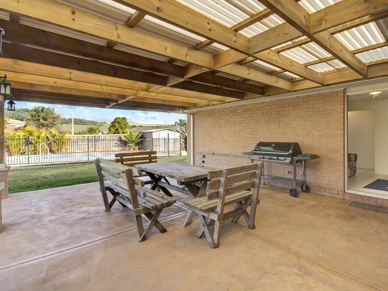 8 Stubbs Road, Albion Park NSW 2527