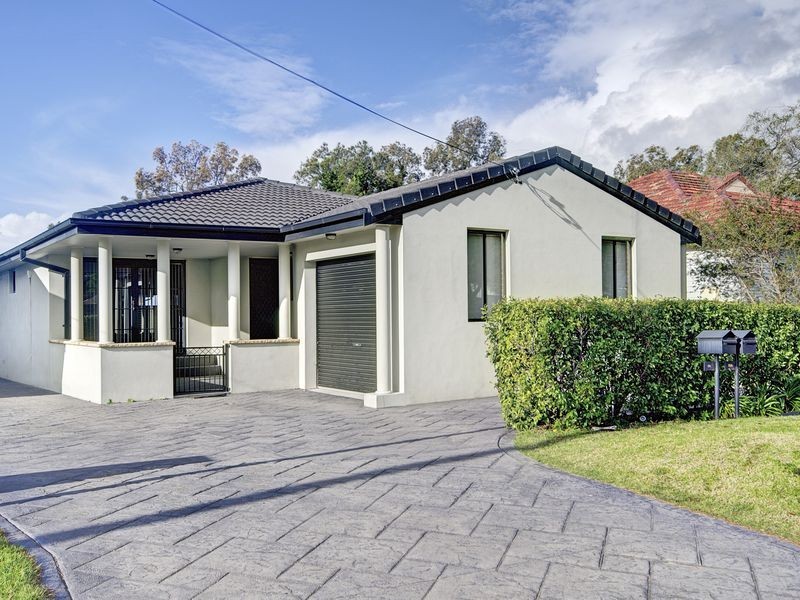 33 Koona Street, Albion Park Rail NSW 2527