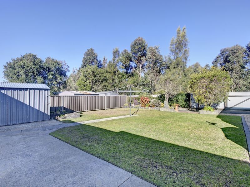 13 Kauri Street, Albion Park Rail NSW 2527