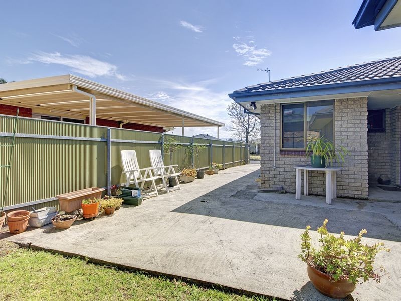 12 Elm Street, Albion Park Rail NSW 2527