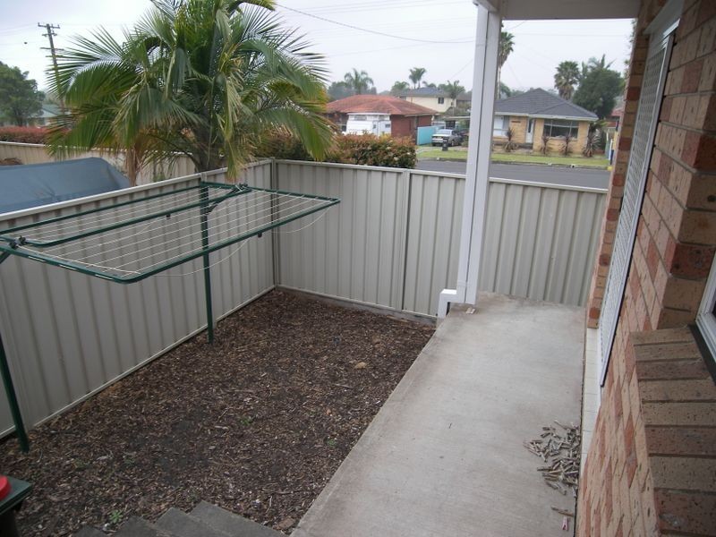 5/36-38 Ash Ave, Albion Park Rail NSW 2527