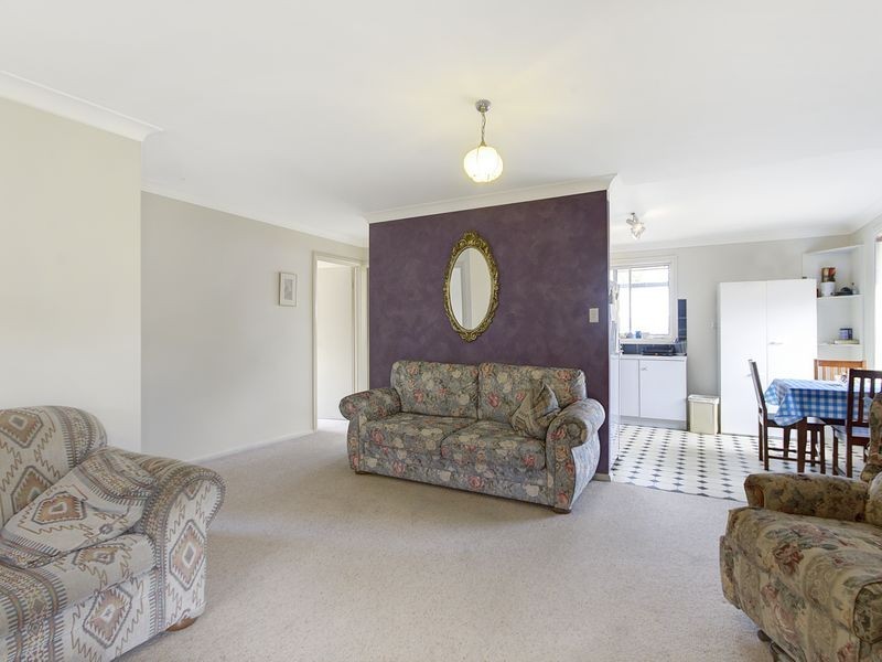 2/99 Osborne Parade, Warilla NSW 2528