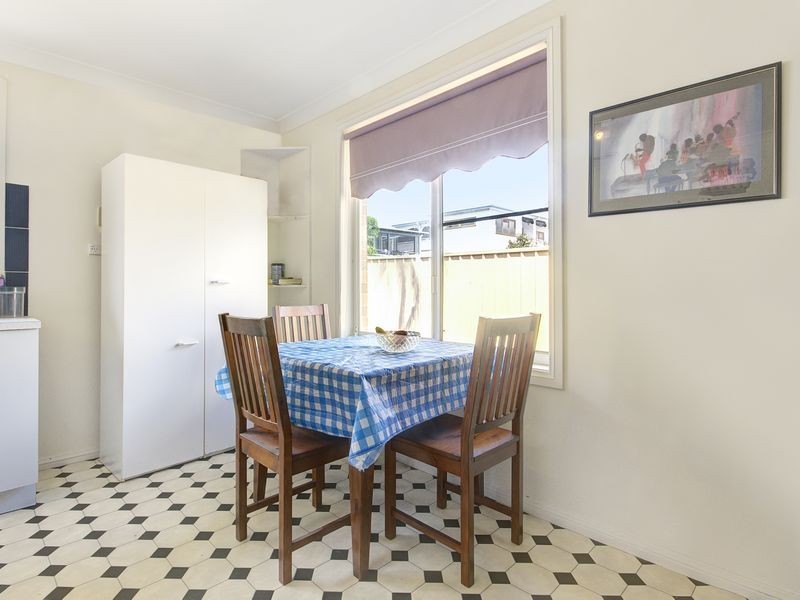 2/99 Osborne Parade, Warilla NSW 2528