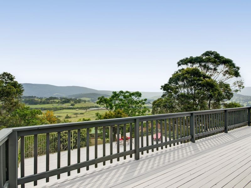 44 Crest Road, Albion Park NSW 2527