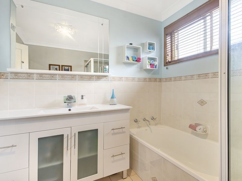1/69 Jarrah Way, Albion Park Rail NSW 2527