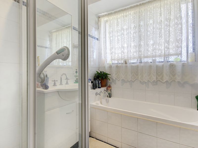 371 Princes Highway, Albion Park Rail NSW 2527