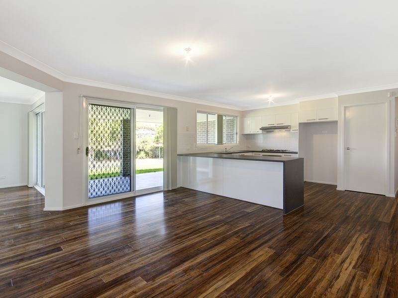 15 Tomlin Street, Albion Park NSW 2527