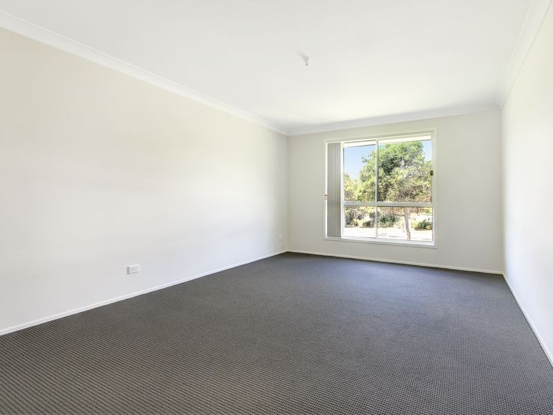 15 Tomlin Street, Albion Park NSW 2527