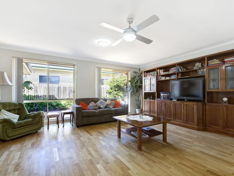 90 Osborne Parade, Warilla NSW 2528