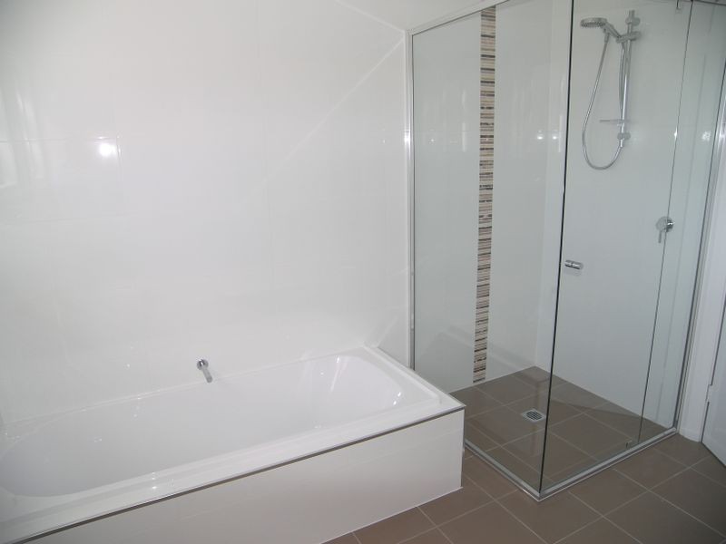 1/187 Tongarra Road, Albion Park NSW 2527