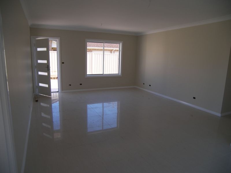 5/187 Tongarra Road, Albion Park NSW 2527