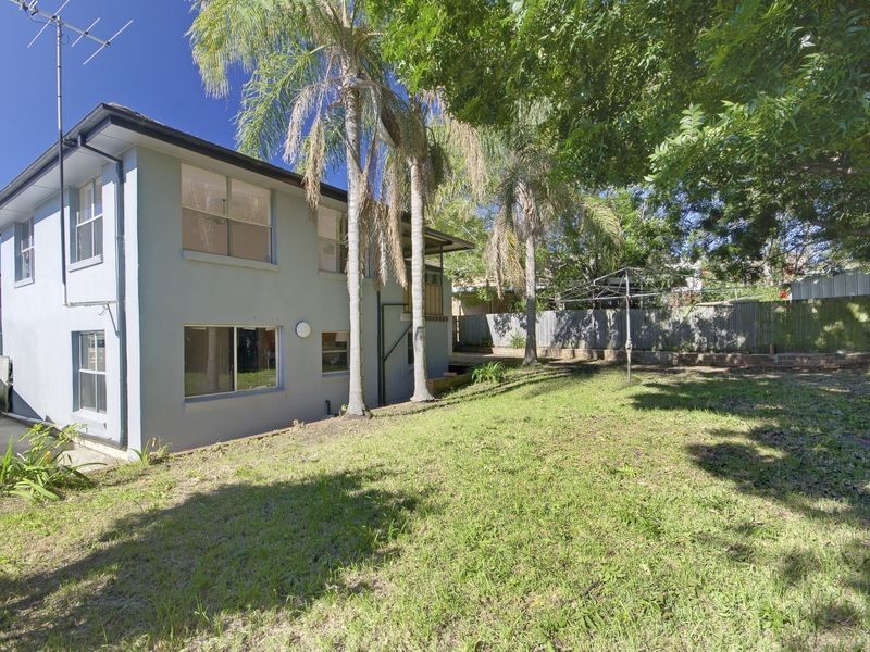 4 Herne Street, Figtree NSW 2525