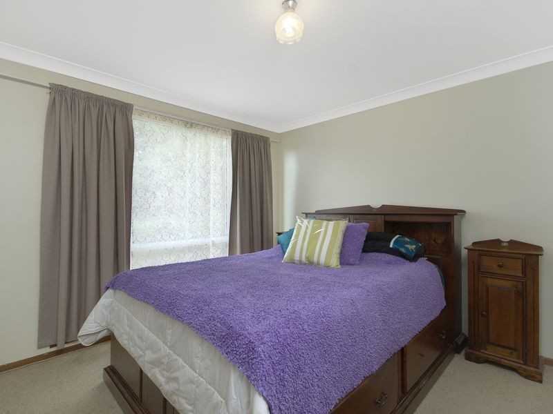 17 Smith Ave, Albion Park NSW 2527