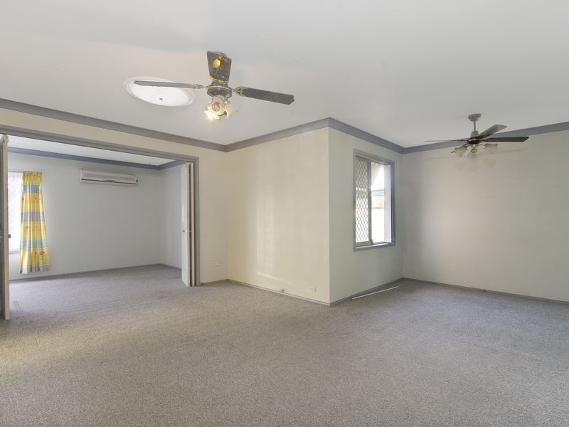 4 Boronia Ave, Albion Park Rail NSW 2527