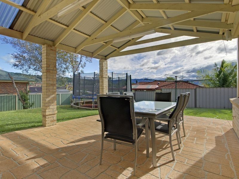 30 Downes Drive, Albion Park NSW 2527
