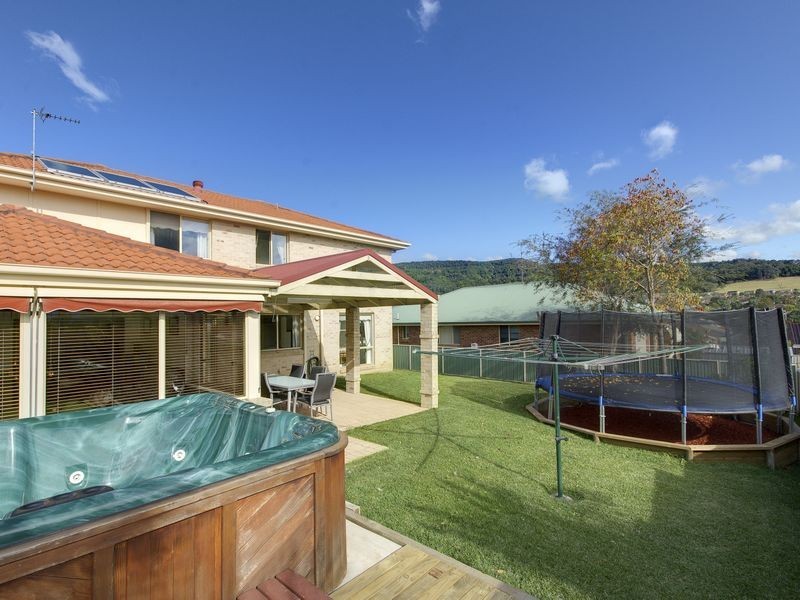 30 Downes Drive, Albion Park NSW 2527