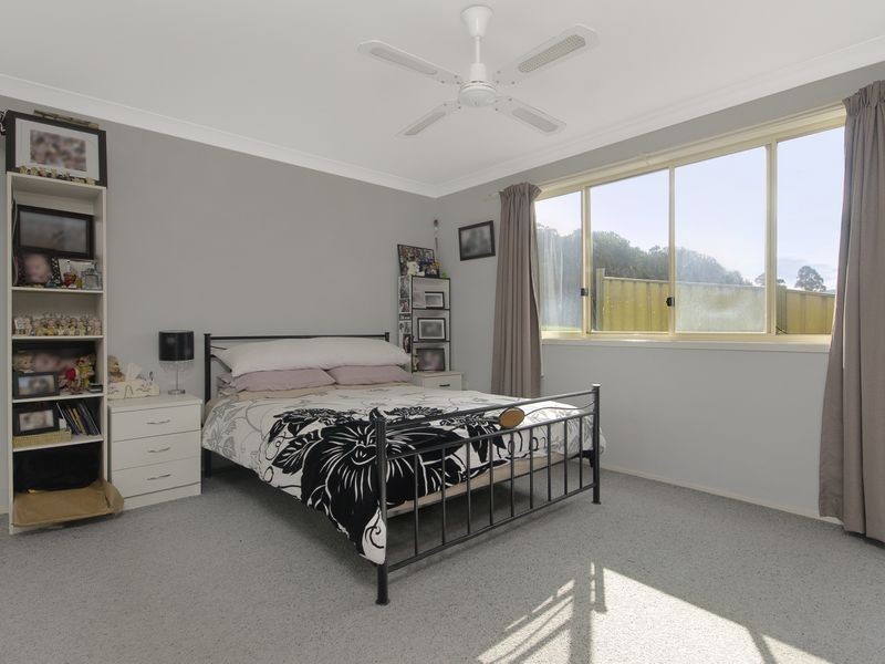 15 Woombye Close, Koonawarra NSW 2530
