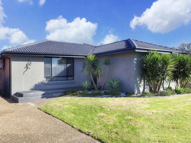 60 Ash Avenue, Albion Park Rail NSW 2527