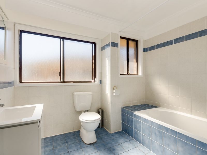 46 Cawdell Drive, Albion Park NSW 2527