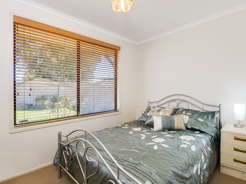 46 Cawdell Drive, Albion Park NSW 2527